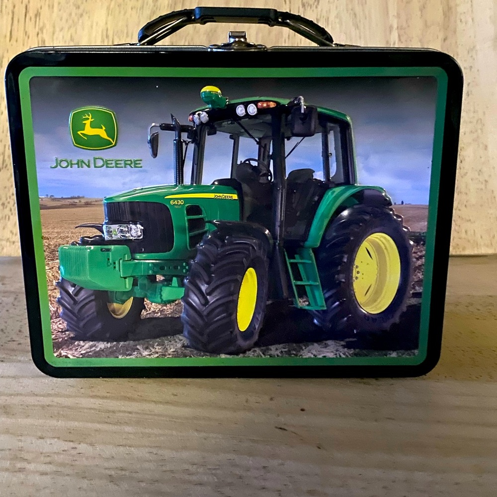 Metal John Deere Lunch Box